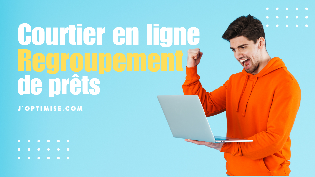 Personne heureuse devant son ordinateur utilisant un courtier en ligne comme J'optimise.com pour un regroupement de prêts et réduire ses mensualités