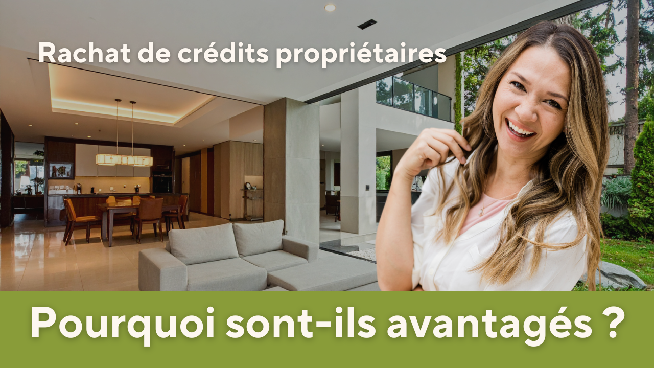 Propriétaire consultant un dossier de rachat de crédits avec les documents de son bien immobilier